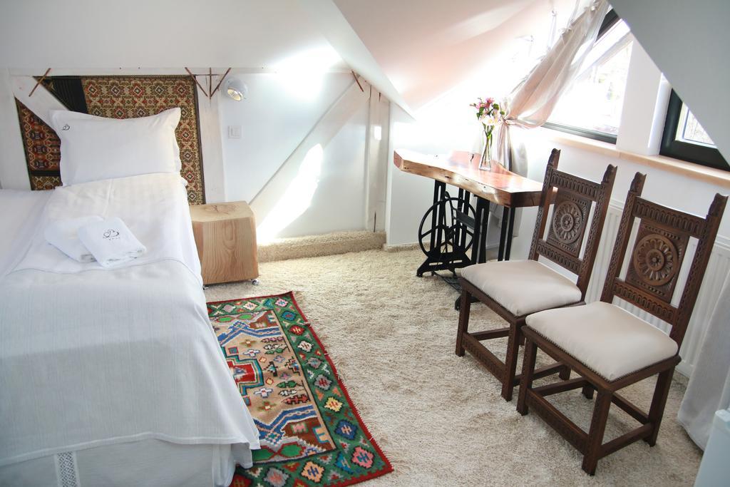 Conacul Bratescu Hotel Bran  Phòng bức ảnh