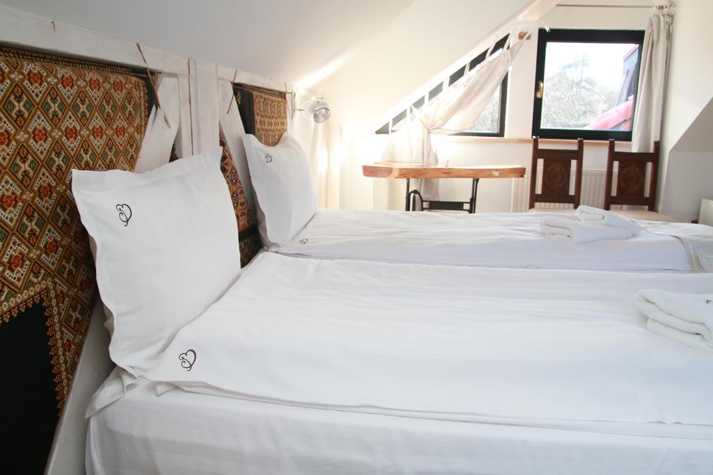 Conacul Bratescu Hotel Bran  Ngoại thất bức ảnh