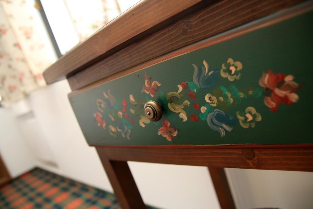 Conacul Bratescu Hotel Bran  Phòng bức ảnh