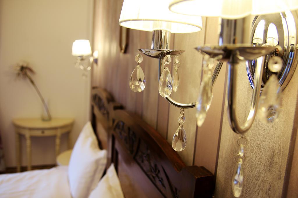 Conacul Bratescu Hotel Bran  Ngoại thất bức ảnh