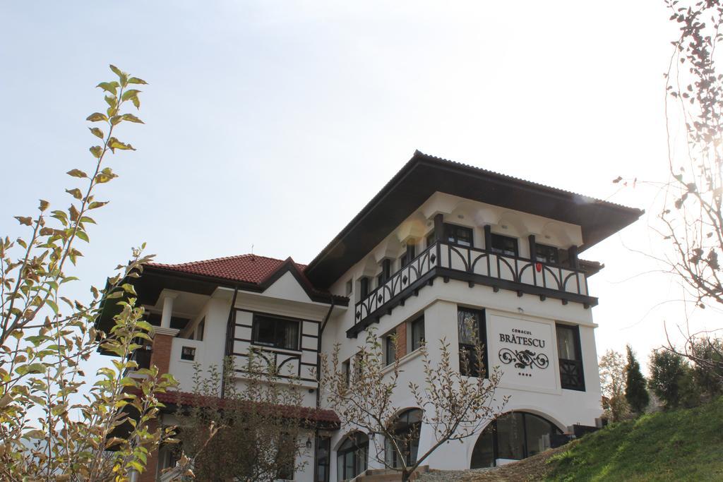 Conacul Bratescu Hotel Bran  Ngoại thất bức ảnh