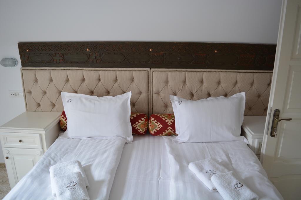 Conacul Bratescu Hotel Bran  Ngoại thất bức ảnh